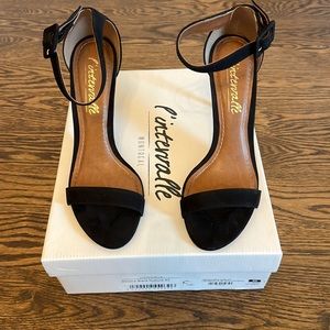 L’Intervalle Black Bibana Pumps